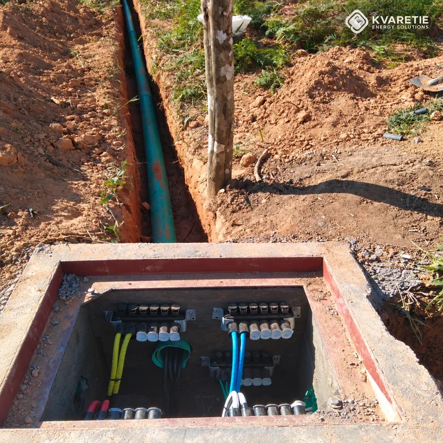 Cámara de distribución y canalización en zanja